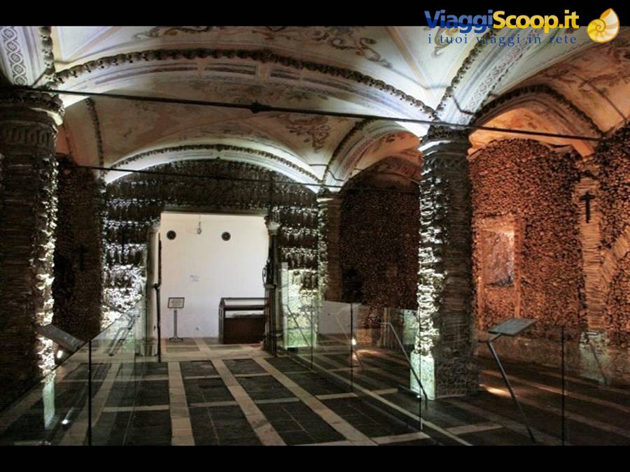 Évora Capela dos Ossos