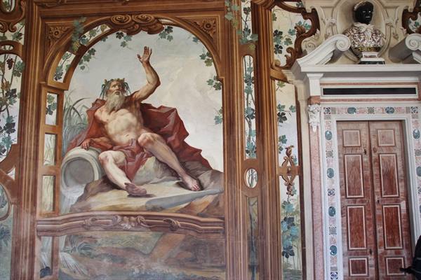 Hall of the Rivers Ducal Palace-Mantua