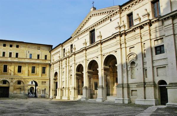 Palatine Basilica of Santa Barbara-Mantua