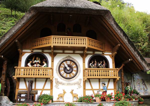 Hornenberg-Black Forest clock house