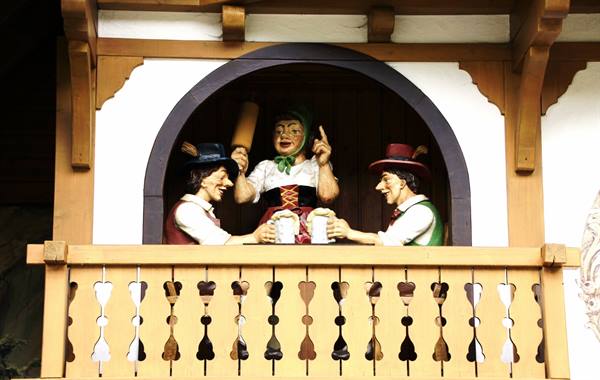 Hornenberg-Black Forest clock house
