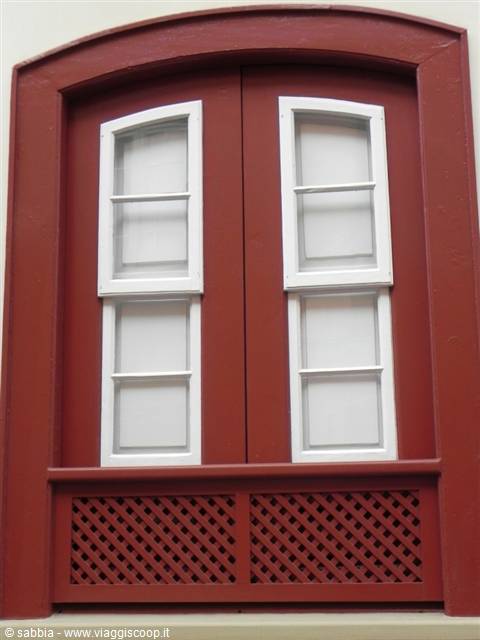 Wooden window, La Laguna, Tenerife