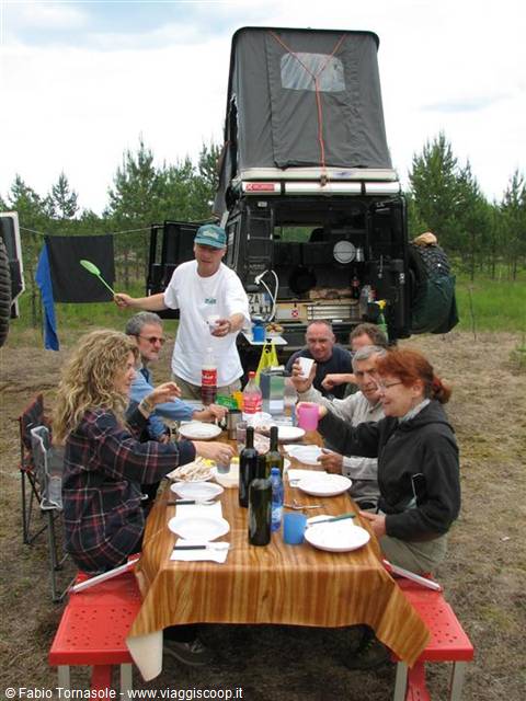 cheerful dinners