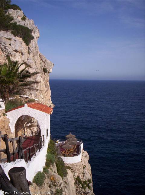 Cala en Porter: the Cova des Xoroi