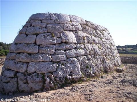 Naveta des Tudons