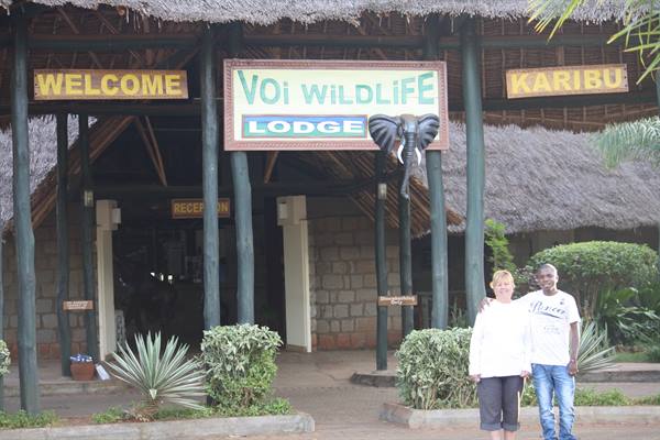Voi Wildlife Lodge - lodge in the heart of the savannah! - Tsavo East Park