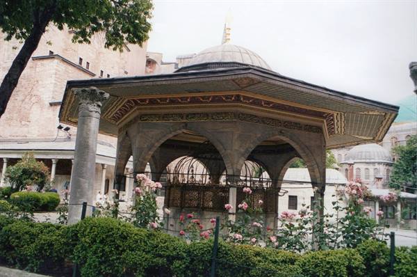 The Fountain of Ahmed III among rose bushes, Topkapı Palace, Istanbul
