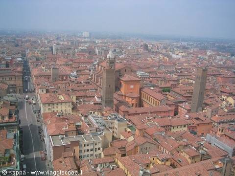San Pietro in the Metropolitana from the Torre degli Asinelli