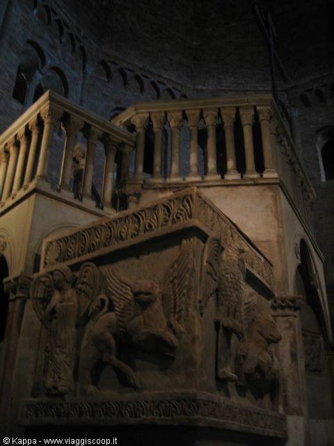 Tomb of Christ in S. Stefano