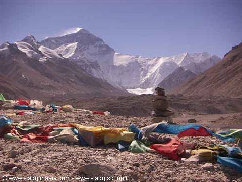 base camp A everest; rombug
