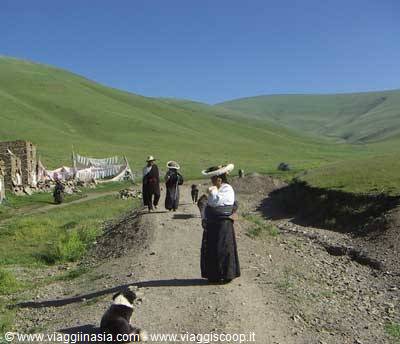 female pilgrim in sershul