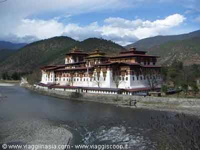 dzong of punaka