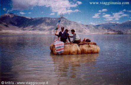 the boatmen are having fun