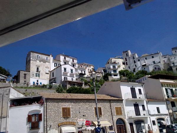 Sperlonga seafront square