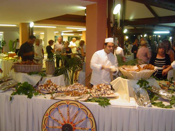 Sicilian Cannoli galore