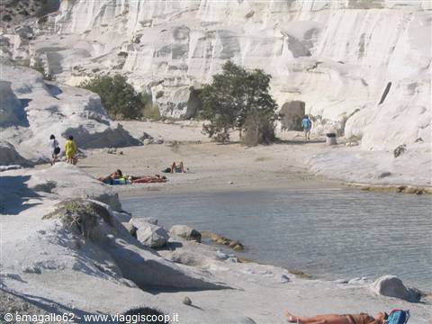 Sarakiniko -The little beach-