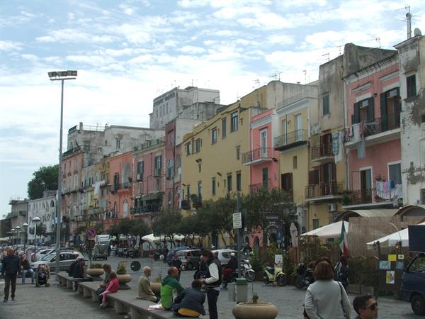 Procida, port