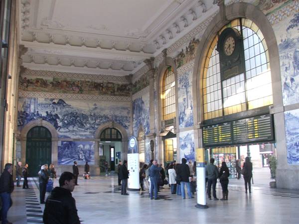 São Bento Station