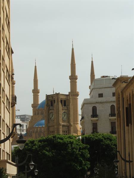 The Etoile Tower and Al-Amin Mosque.