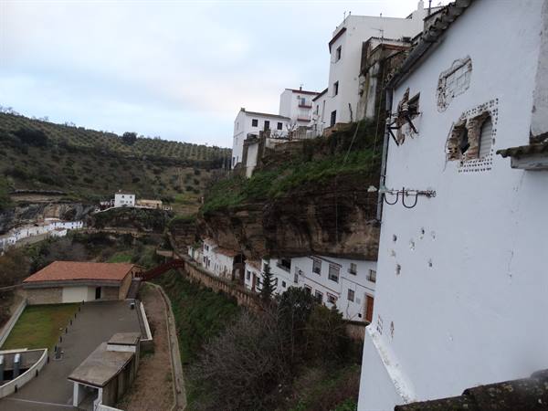 Setenil de las Bodegas