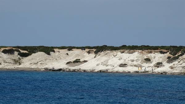 Lara bay