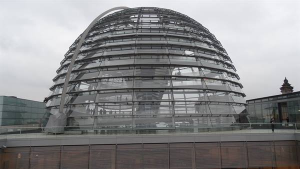 The Reichstag, Foster's dome