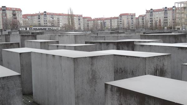 Holocaust Memorial