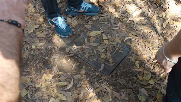 Cu Chi tunnels: entrance trapdoor!!!