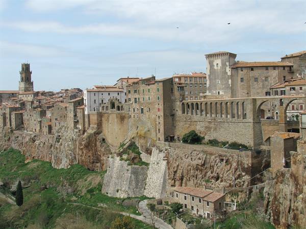 Pitigliano