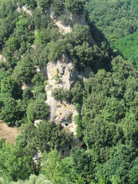 Sorano,Etruscan tombs