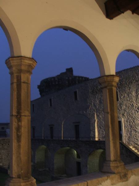 Venosa,Castle