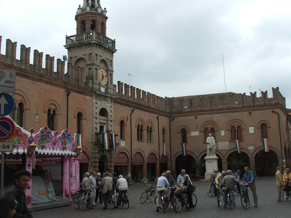 Cento,Guercino Square