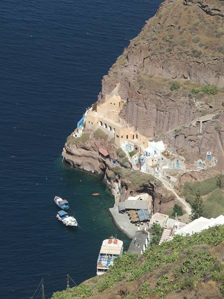 Santorini, Thira port