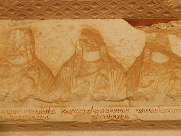 Palmyra,inside the tombs