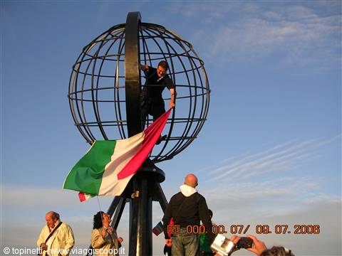 23:37 on 09/07/2006 Champions at the end of the world!!!!