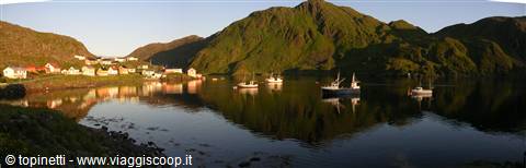 Kamøyvær 01:30 at night