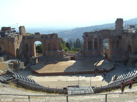 Taormina: Greek theatre