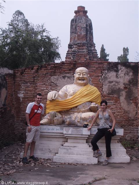 Me, Yoli and happy buddha - Ayuthaya