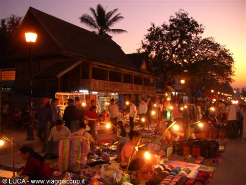 Luang Prabang - Market at sunset