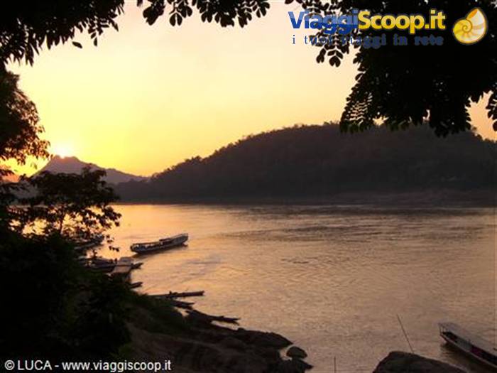 Luang Prabang - The mekong at sunset...