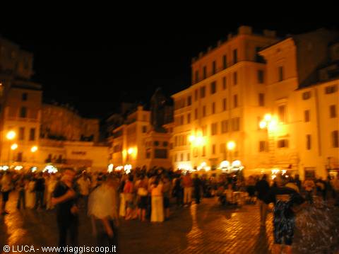 Campo de' Fiori at night...