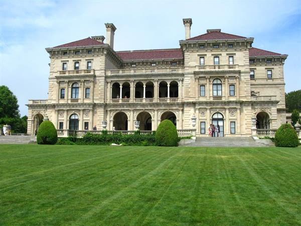 Newport - The Breakers