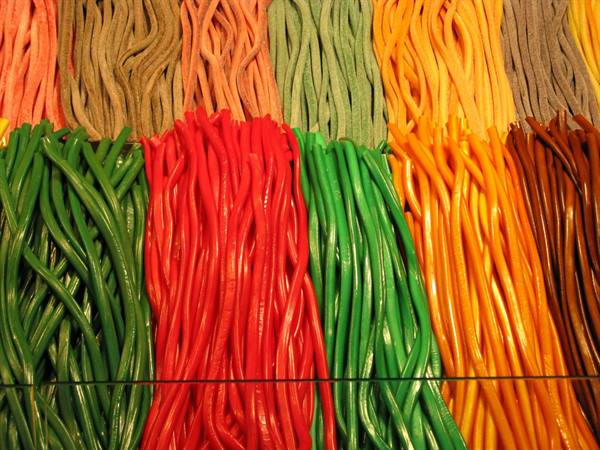Frankfurt - strings at the market