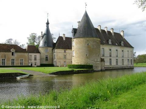 Chateau de Commarin