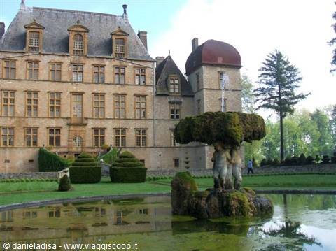 Les Flecheres Castle