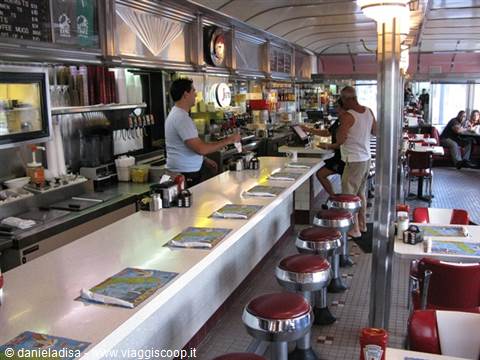 Miami - Diner 11 Street