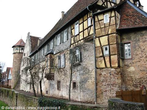 Michelstadt - walls
