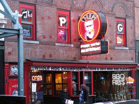 MEMPHIS . PIG ON BEALE