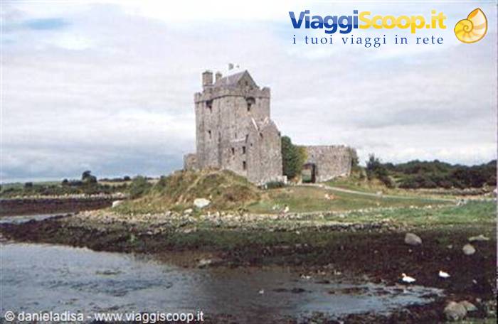 Dunguaire Castle