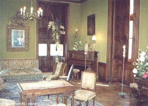 Chaumont - castle interior